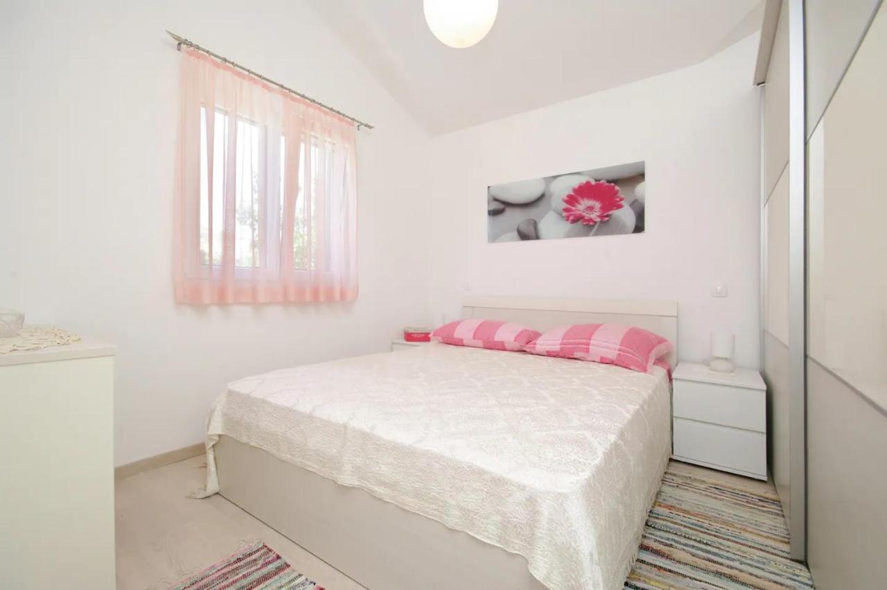 House Viki Villa Plano Kültér fotó